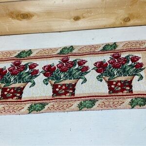 Floral Tulip Basket Tapestry Table Runner - Red & Green